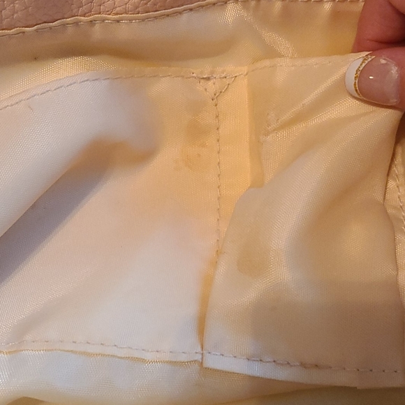 Pink w/gold chains Messenger bag - Picture 3 of 3